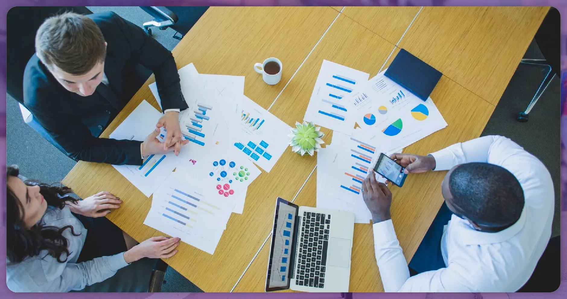 Strategic-Benefits-for-Different-Stakeholders-01